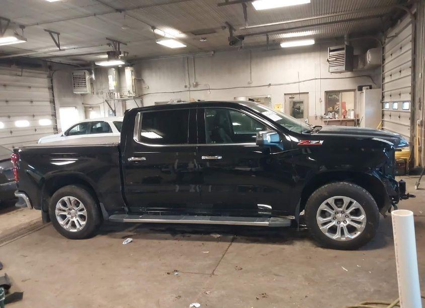 Photo 14 of 2024 Chevrolet Silverado 1500 4WD SHORT BED LTZ (VIN 1GCUDGED2RZ137377)