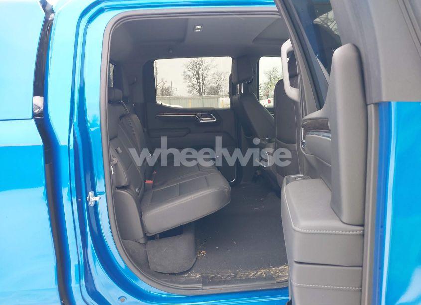 Photo 8 of 2022 Chevrolet Silverado 1500 4WD SHORT BED LTZ (VIN 1GCUDGEL0NZ515827)