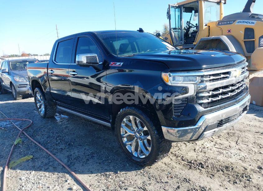 2022 Chevrolet Silverado 1500 4WD SHORT BED LTZ (VIN 1GCUDGEL7NZ502606) main photo