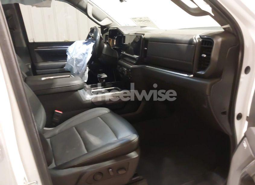 Photo 5 of 2022 Chevrolet Silverado 1500 4WD SHORT BED LTZ (VIN 1GCUDGET6NZ634675)