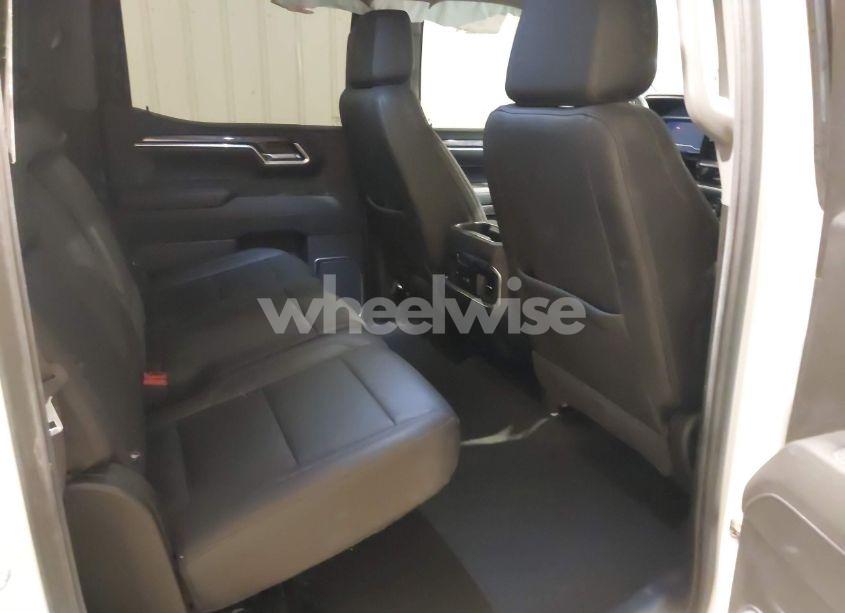Photo 8 of 2022 Chevrolet Silverado 1500 4WD SHORT BED LTZ (VIN 1GCUDGET6NZ634675)