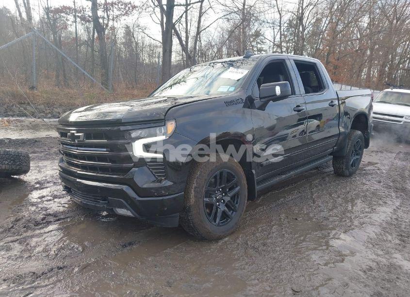 Photo 2 of 2024 Chevrolet Silverado 1500 4WD SHORT BED HIGH COUNTRY (VIN 1GCUDJED1RZ354691)