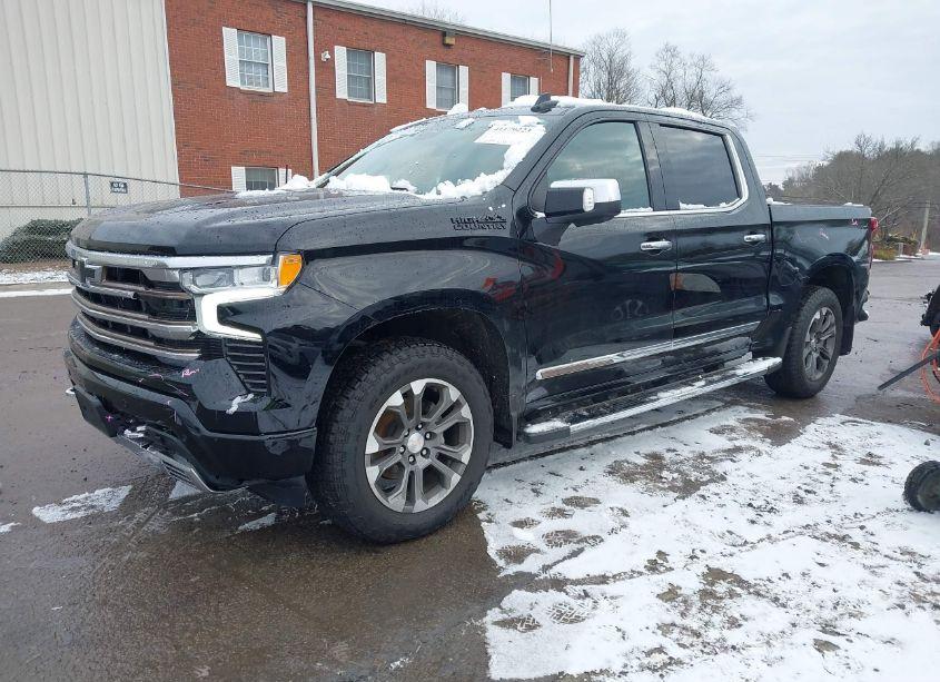 Photo 2 of 2022 Chevrolet Silverado 1500 4WD SHORT BED HIGH COUNTRY/4WD STANDARD BED HIGH COUNTRY (VIN 1GCUDJEL5NZ511091)