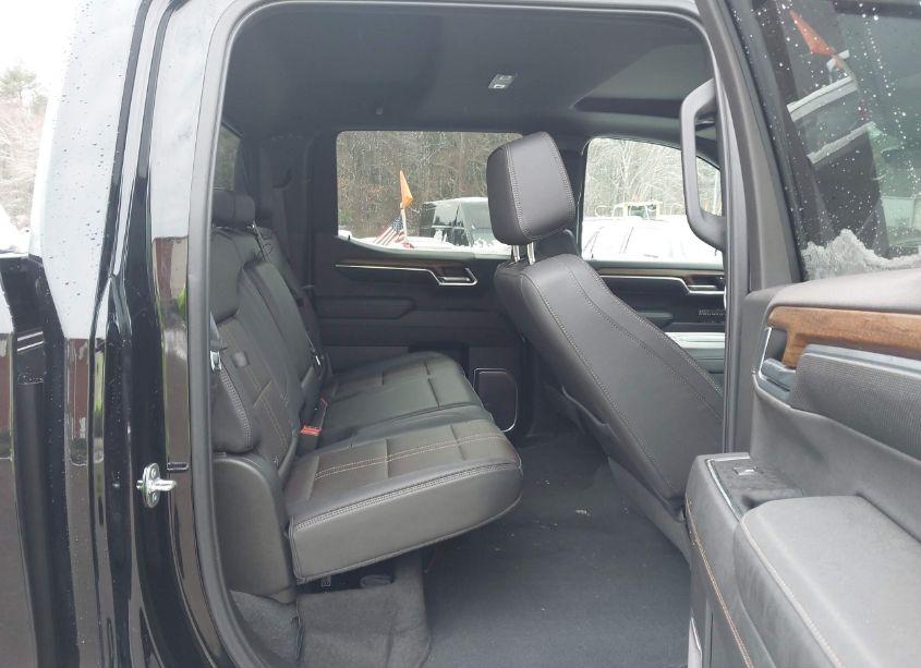 Photo 8 of 2022 Chevrolet Silverado 1500 4WD SHORT BED HIGH COUNTRY/4WD STANDARD BED HIGH COUNTRY (VIN 1GCUDJEL5NZ511091)