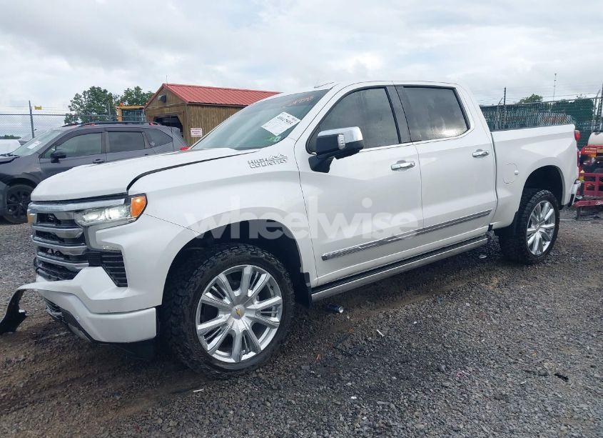 Photo 2 of 2023 Chevrolet Silverado 1500 4WD SHORT BED HIGH COUNTRY (VIN 1GCUDJEL8PZ243348)