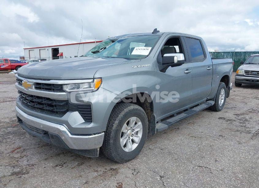Photo 2 of 2025 Chevrolet Silverado 1500 4WD STANDARD BED LT (VIN 1GCUKDED0SZ216878)