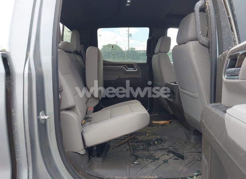 Photo 8 of 2025 Chevrolet Silverado 1500 4WD STANDARD BED LT (VIN 1GCUKDED0SZ216878)