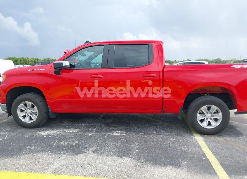 Photo 14 of 2025 Chevrolet Silverado 1500 4WD STANDARD BED LT (VIN 1GCUKDED6SZ109138)