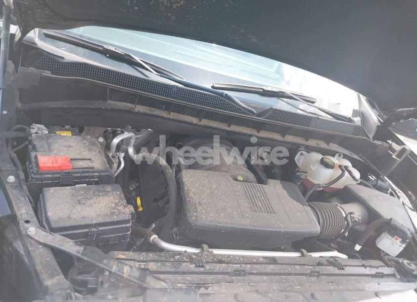 Photo 10 of 2025 Chevrolet Silverado 1500 4WD STANDARD BED LT (VIN 1GCUKDED8SZ131111)