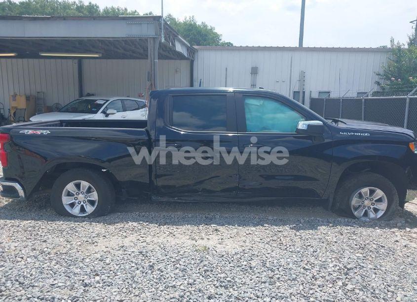 Photo 13 of 2025 Chevrolet Silverado 1500 4WD STANDARD BED LT (VIN 1GCUKDED8SZ131111)