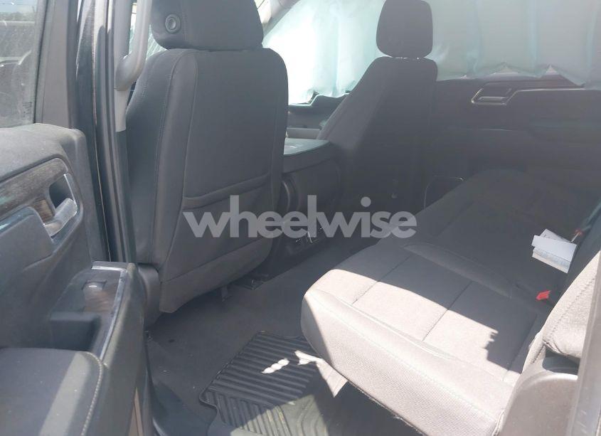 Photo 8 of 2025 Chevrolet Silverado 1500 4WD STANDARD BED LT (VIN 1GCUKDED8SZ131111)