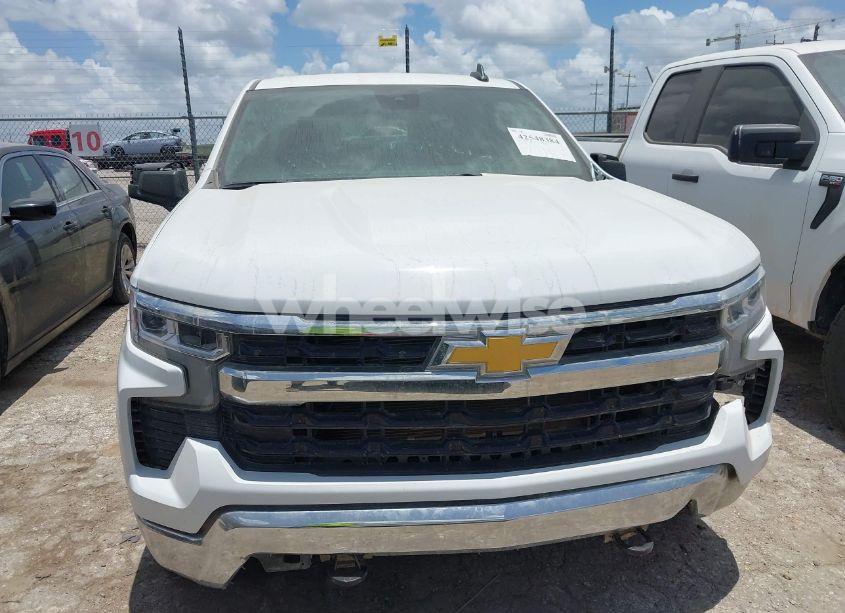 Photo 11 of 2025 Chevrolet Silverado 1500 4WD STANDARD BED LT (VIN 1GCUKDEDXSZ131563)