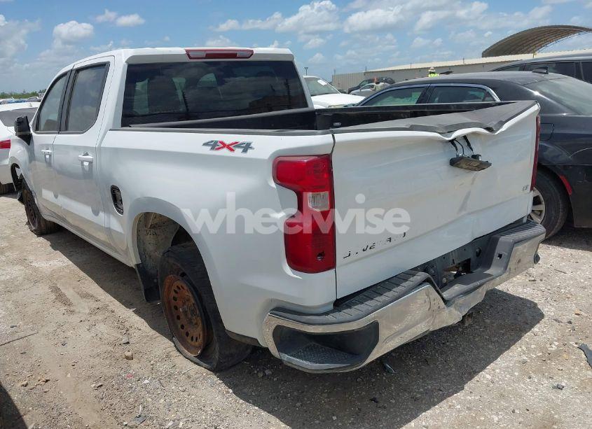 Photo 3 of 2025 Chevrolet Silverado 1500 4WD STANDARD BED LT (VIN 1GCUKDEDXSZ131563)