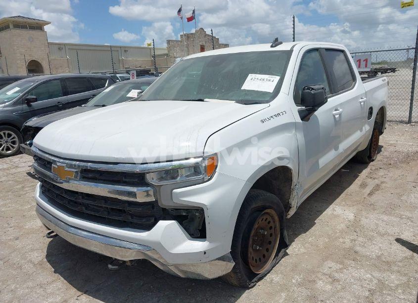 Photo 6 of 2025 Chevrolet Silverado 1500 4WD STANDARD BED LT (VIN 1GCUKDEDXSZ131563)