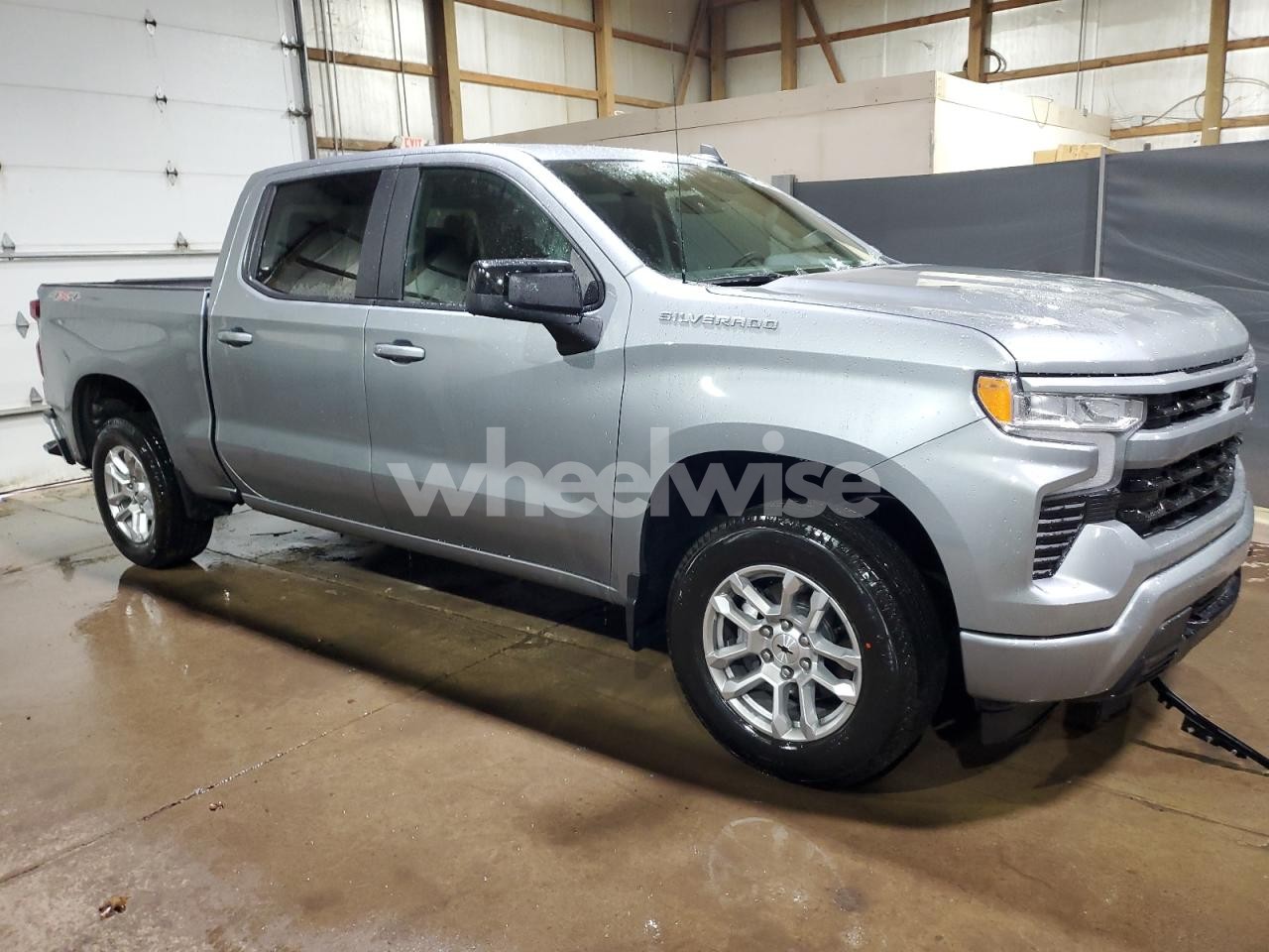 Photo 4 of 2026 CHEVROLET SILVERADO K1500 RST (VIN 1GCUKEED9TZ214344)