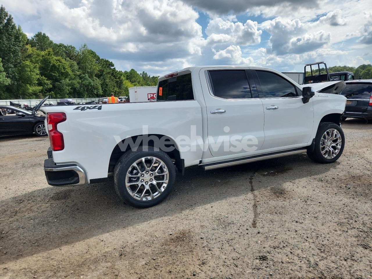 Photo 3 of 2025 CHEVROLET SILVERADO K1500 LTZ (VIN 1GCUKGEL1SZ177890)