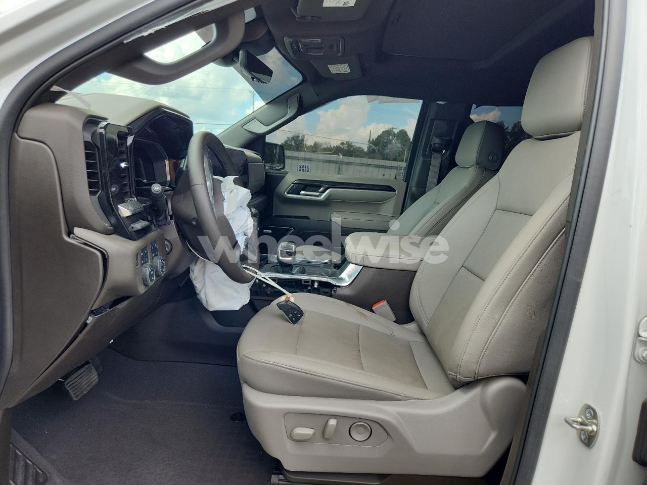 Photo 7 of 2025 CHEVROLET SILVERADO K1500 LTZ (VIN 1GCUKGEL1SZ177890)