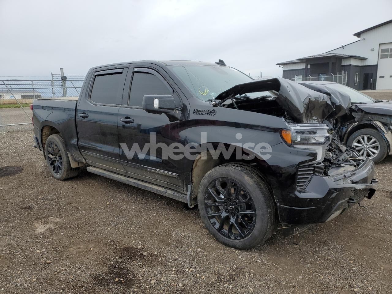 Photo 4 of 2025 CHEVROLET SILVERADO K1500 HIGH COUNTRY (VIN 1GCUKJE82SZ173730)