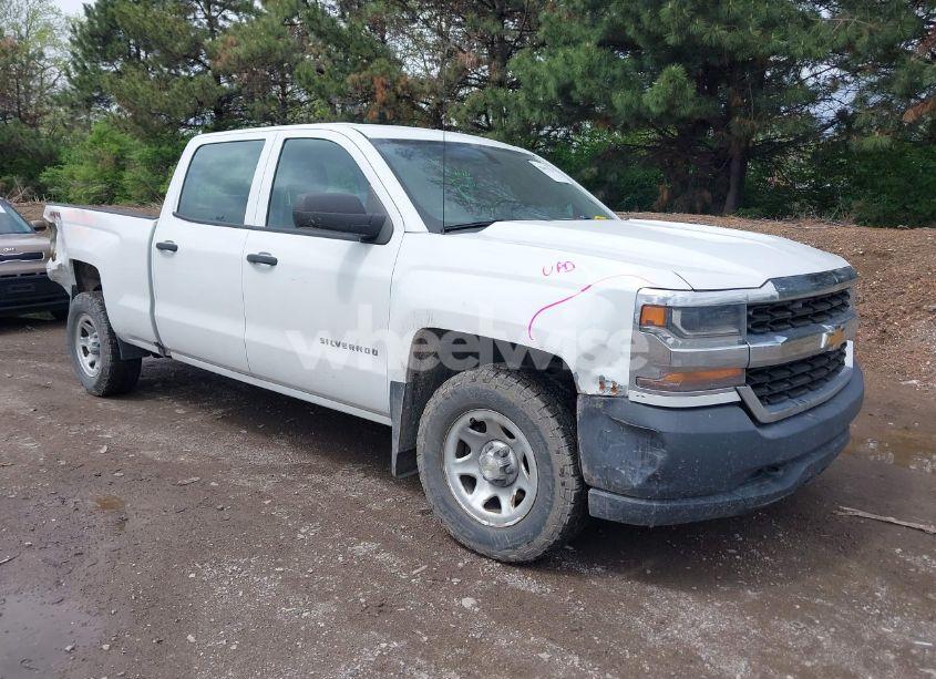 2017 Chevrolet Silverado 1500 LS/WT (VIN 1GCUKNEC0HF103956) main photo