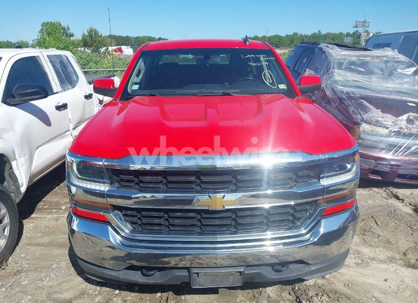 Photo 12 of 2018 Chevrolet Silverado 1500 1LT (VIN 1GCUKREC0JF222376)