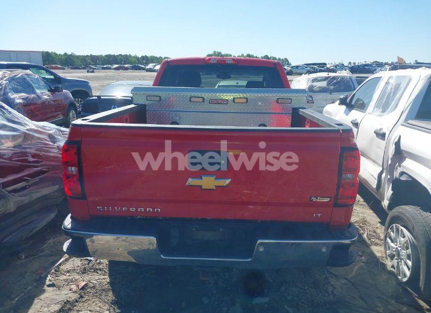 Photo 16 of 2018 Chevrolet Silverado 1500 1LT (VIN 1GCUKREC0JF222376)