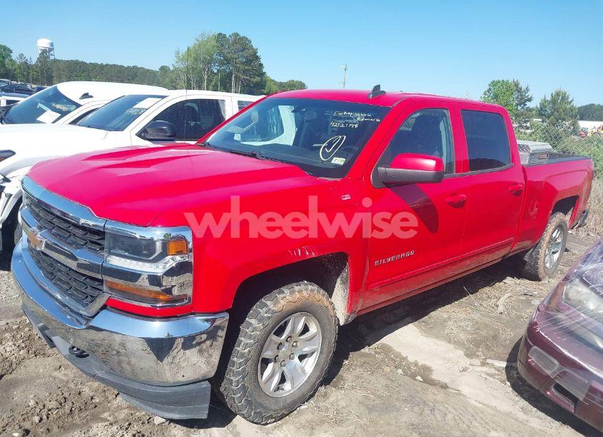 Photo 2 of 2018 Chevrolet Silverado 1500 1LT (VIN 1GCUKREC0JF222376)