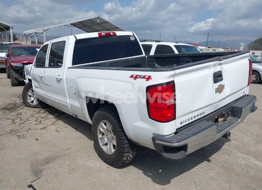 Photo 3 of 2016 Chevrolet Silverado 1500 1LT (VIN 1GCUKREC1GF145767)