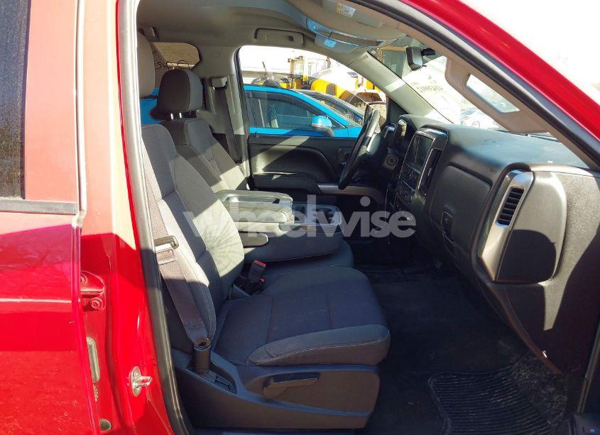 Photo 5 of 2016 Chevrolet Silverado 1500 1LT (VIN 1GCUKREC4GF167939)