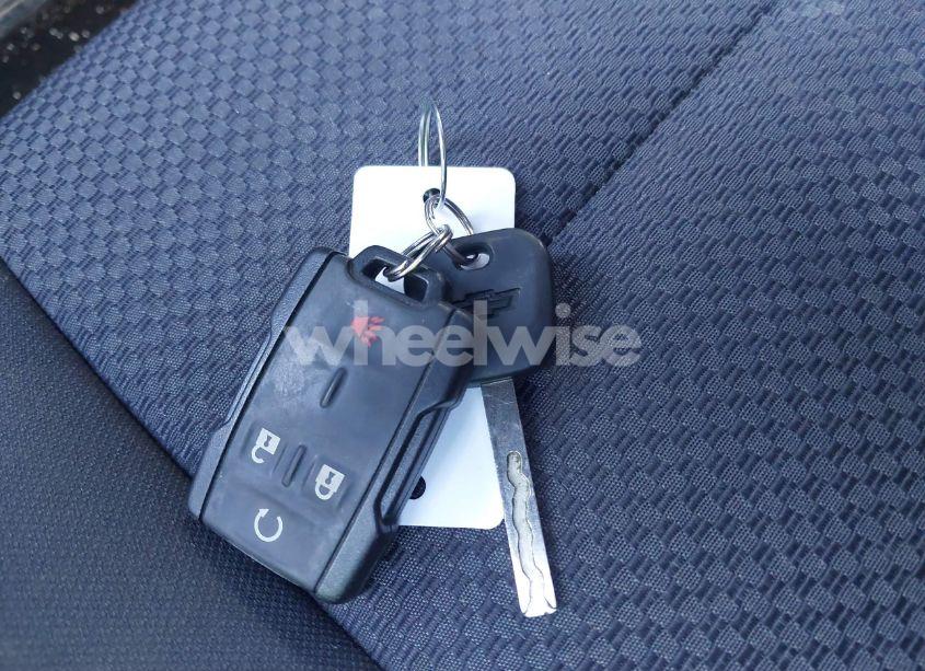 Photo 11 of 2017 Chevrolet Silverado 1500 1LT (VIN 1GCUKREC4HF147045)