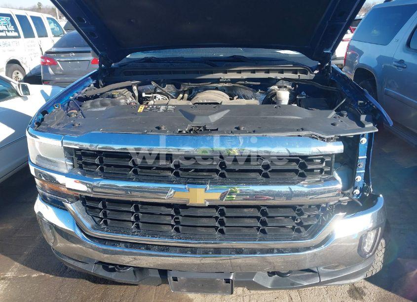 Photo 10 of 2017 Chevrolet Silverado 1500 1LT (VIN 1GCUKREC4HF196732)