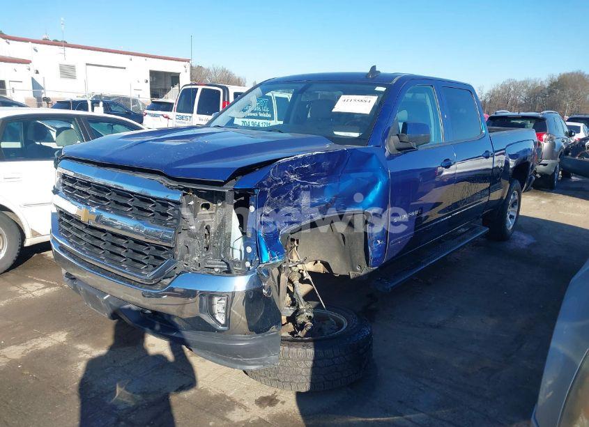 Photo 6 of 2017 Chevrolet Silverado 1500 1LT (VIN 1GCUKREC4HF196732)