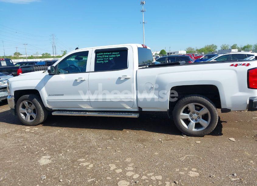 Photo 15 of 2018 Chevrolet Silverado 1500 1LT (VIN 1GCUKREC4JF202440)