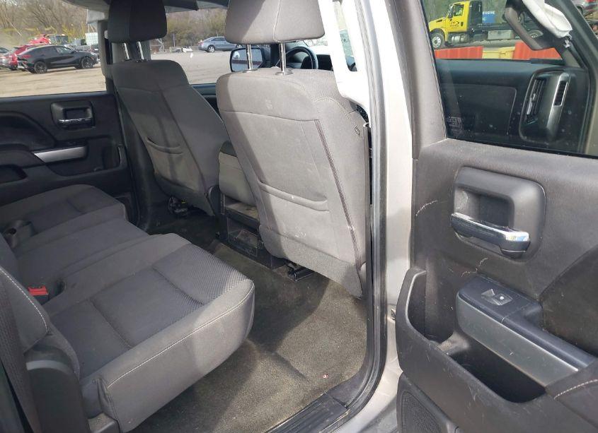 Photo 8 of 2017 Chevrolet Silverado 1500 1LT (VIN 1GCUKREC5HF155459)