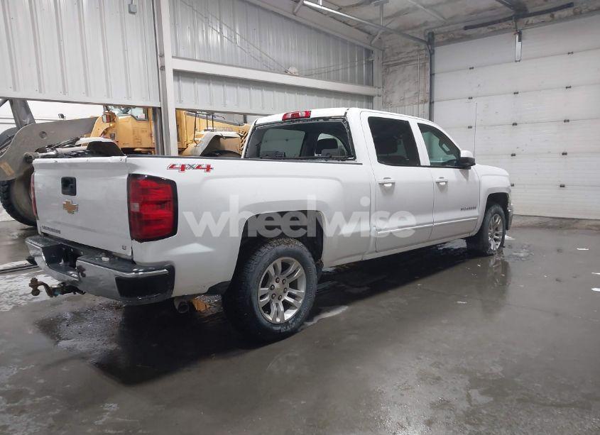 Photo 4 of 2015 Chevrolet Silverado 1500 1LT (VIN 1GCUKREC7FF199931)