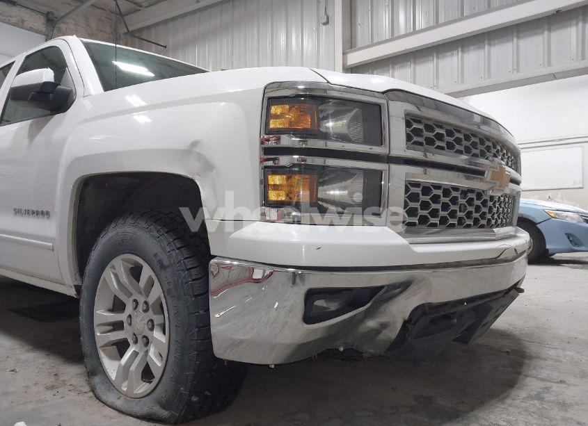 Photo 6 of 2015 Chevrolet Silverado 1500 1LT (VIN 1GCUKREC7FF199931)