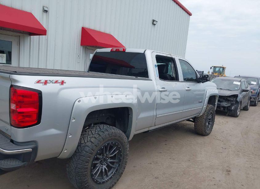 Photo 13 of 2015 Chevrolet Silverado 1500 1LT (VIN 1GCUKREC7FF202620)