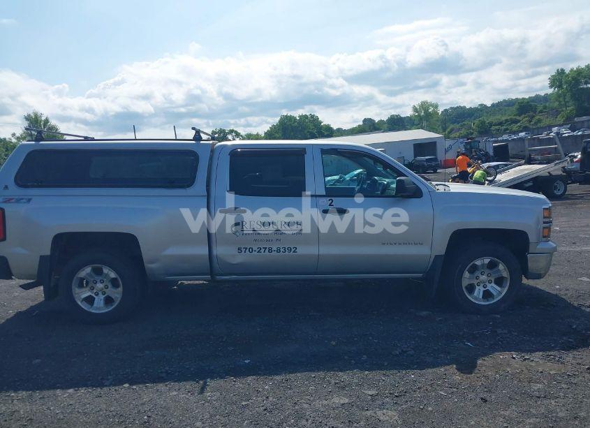 Photo 13 of 2014 Chevrolet Silverado 1500 2LT (VIN 1GCUKREC8EF194719)