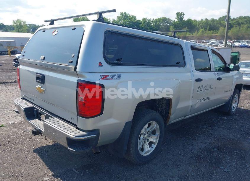 Photo 4 of 2014 Chevrolet Silverado 1500 2LT (VIN 1GCUKREC8EF194719)