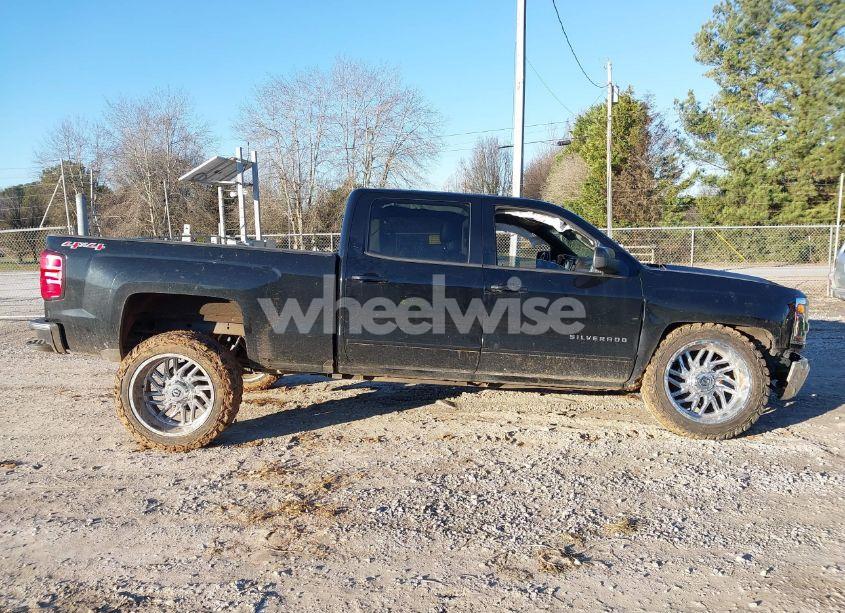 Photo 13 of 2017 Chevrolet Silverado 1500 1LT (VIN 1GCUKREC8HF175401)