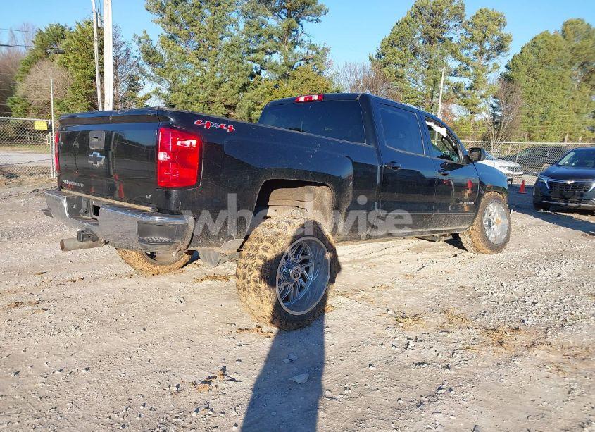 Photo 4 of 2017 Chevrolet Silverado 1500 1LT (VIN 1GCUKREC8HF175401)