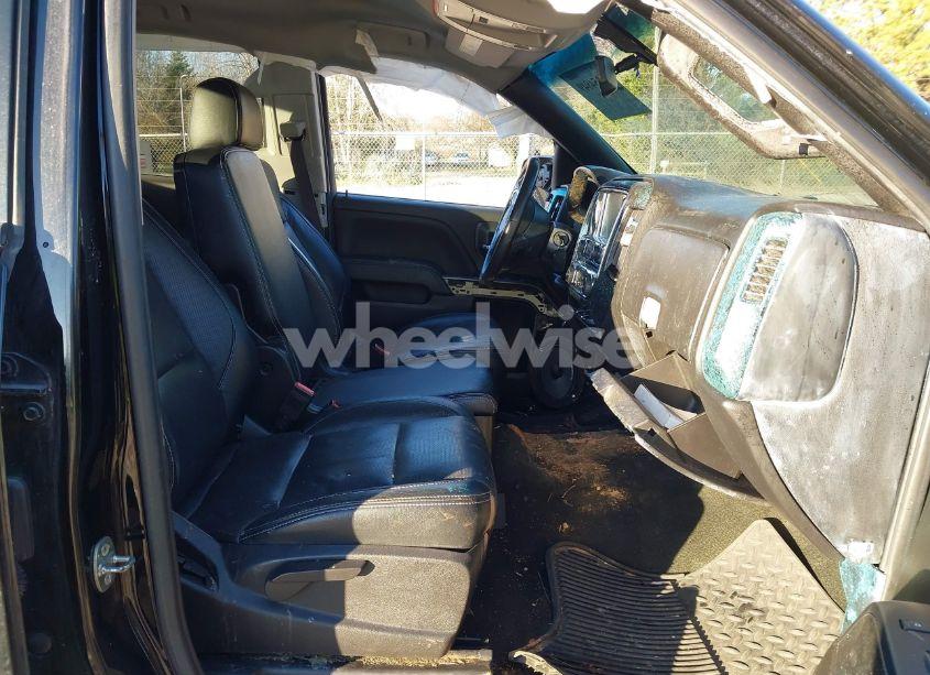 Photo 5 of 2017 Chevrolet Silverado 1500 1LT (VIN 1GCUKREC8HF175401)