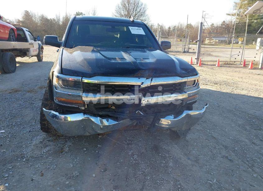 Photo 6 of 2017 Chevrolet Silverado 1500 1LT (VIN 1GCUKREC8HF175401)