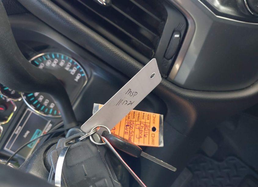 Photo 11 of 2016 Chevrolet Silverado 1500 1LT (VIN 1GCUKREC9GF209120)