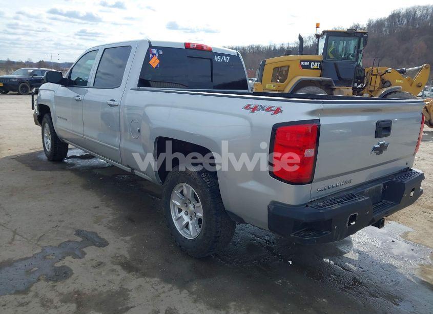 Photo 3 of 2016 Chevrolet Silverado 1500 1LT (VIN 1GCUKREC9GF229979)