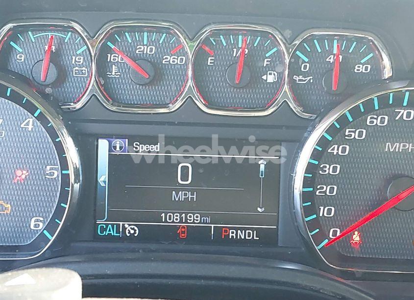 Photo 15 of 2018 Chevrolet Silverado 1500 2LT (VIN 1GCUKRECXJF180945)