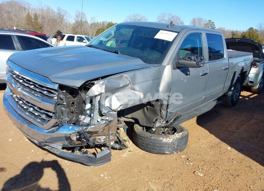 Photo 2 of 2017 Chevrolet Silverado 1500 1LZ (VIN 1GCUKSEC4HF118457)