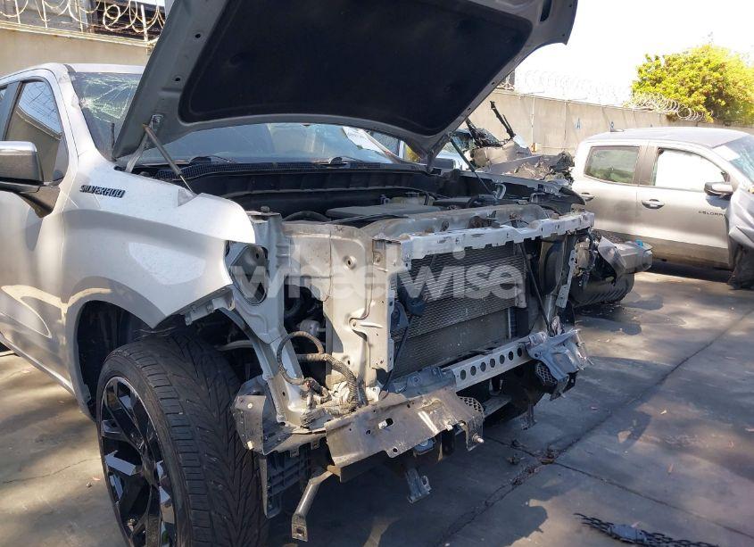 Photo 6 of 2019 Chevrolet Silverado 1500 LT (VIN 1GCUWCED6KZ173369)