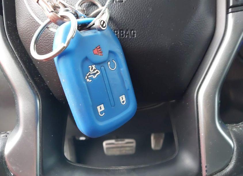 Photo 11 of 2019 Chevrolet Silverado 1500 RST (VIN 1GCUWDED0KZ152734)