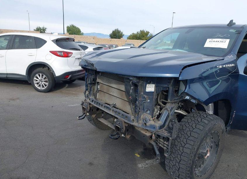 Photo 6 of 2019 Chevrolet Silverado 1500 RST (VIN 1GCUWDED8KZ155607)