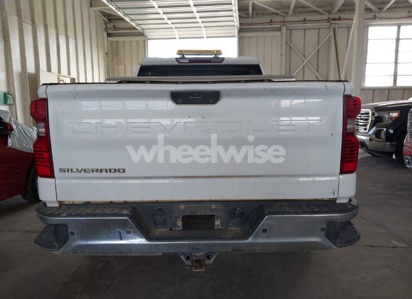 Photo 16 of 2019 Chevrolet Silverado 1500 WORK TRUCK (VIN 1GCUYAEF3KZ174365)